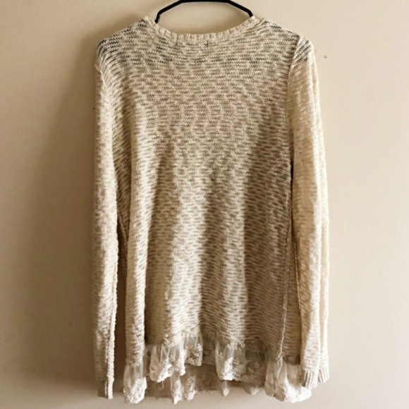 👚 Crystal-Kobe Cream Lace Trim Pullover Sweater - Picture 4 of 7